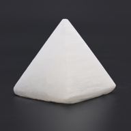 Selenitna Piramida - 5 cm