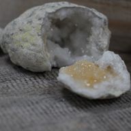 Kalcitne Geode - 10-12 cm