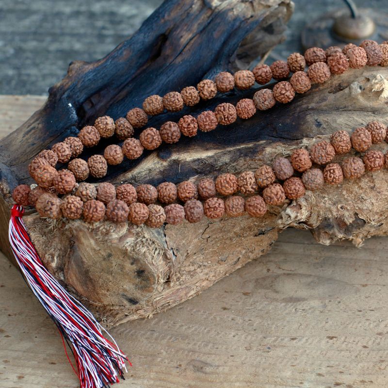 Rudraksha Mala Ogrlica - Prirodna