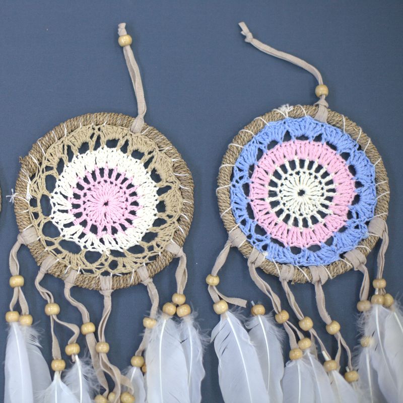 Macramé Hvatač Snova u Pastelno Ružičastoj 12cm (razne boje)