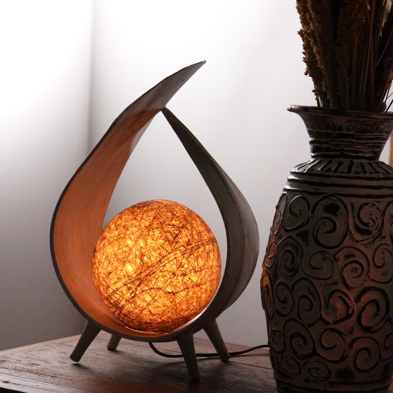 Lampion od Prirodnih Kokosovih Listova - Prirodni Omot