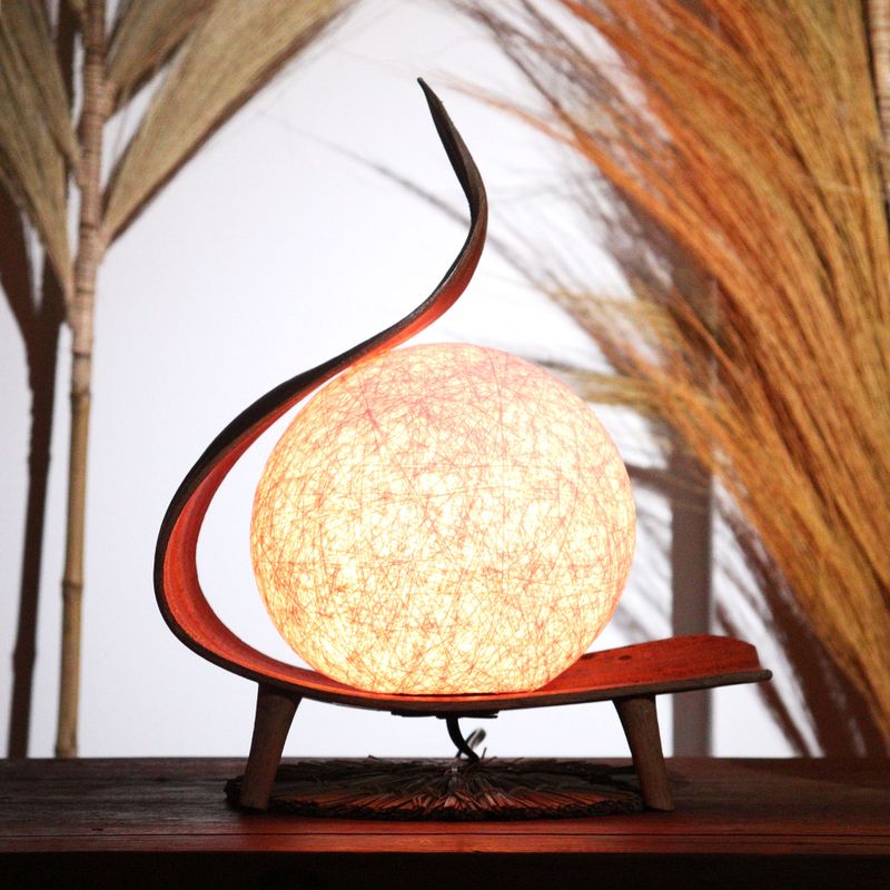 Lampion od Prirodnih Kokosovih Listova – Čokoladni Twist