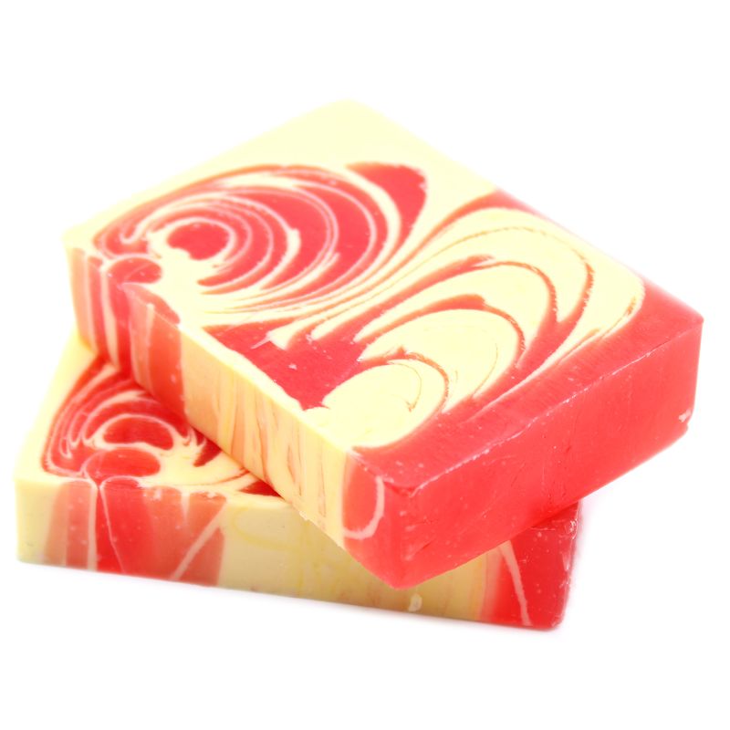 Ručno Rađena Sapunska Štuca 1,2kg - Jagoda