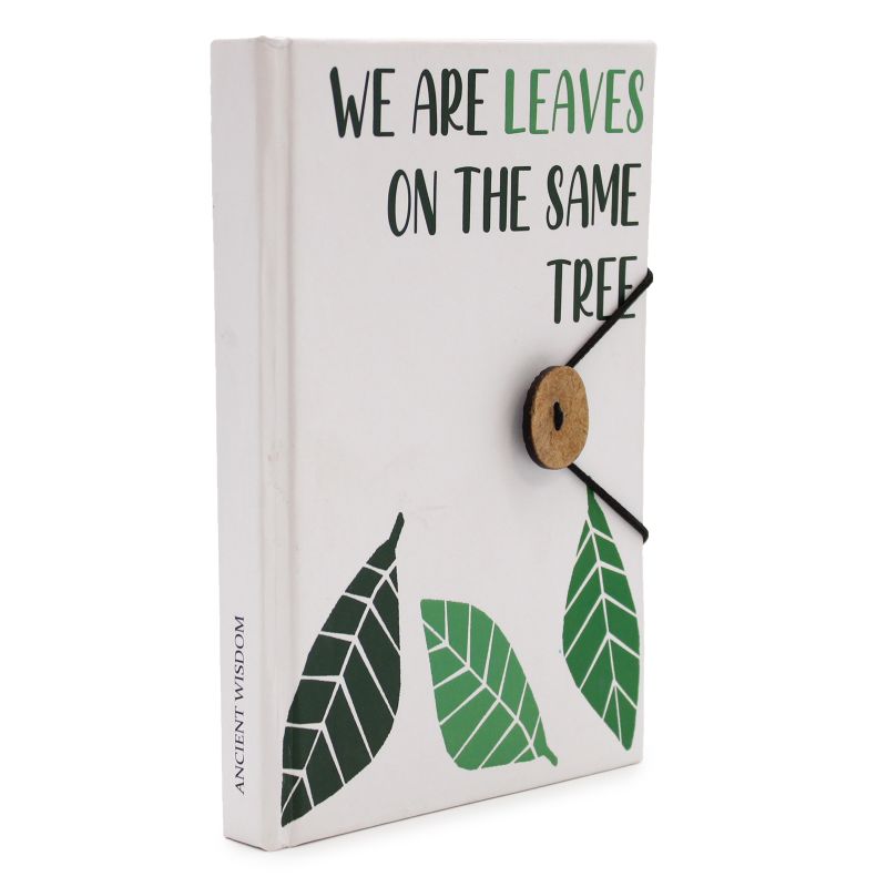 Mala Bilježnica s Trakom - Leaves on the same tree