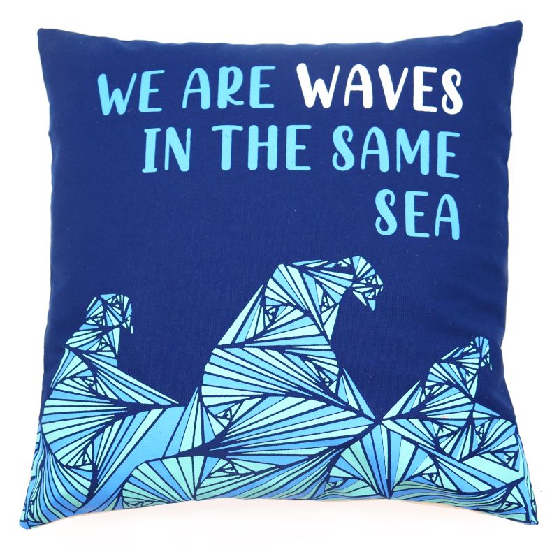 Jastučnica s Printom - We are Waves - Siva, Plava i Prirodna