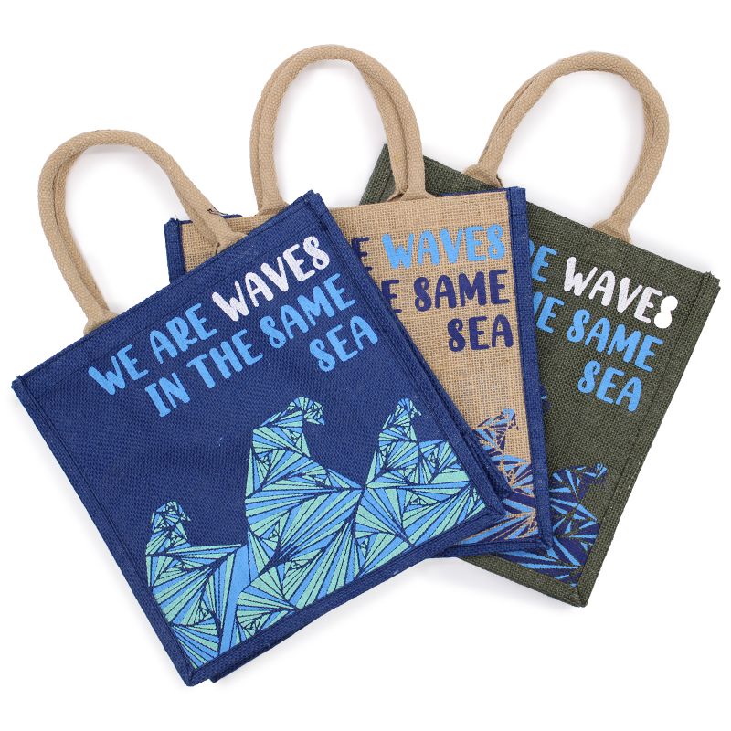 Jutene Torbe s Printom - We are Waves - Siva, Plava, Prirodna