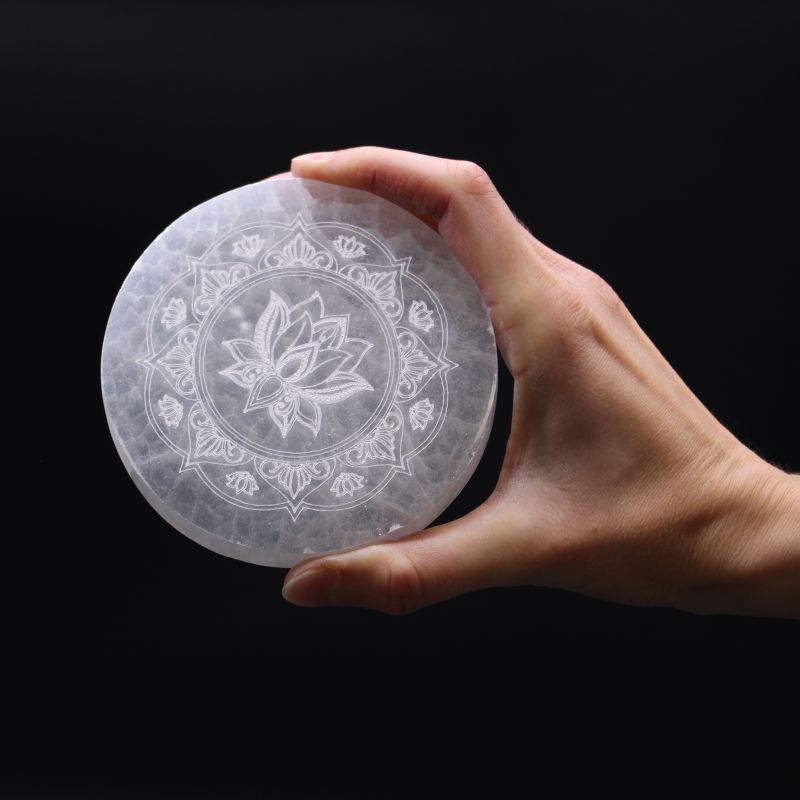 Srednja Selenitna Ploča 10cm - Lotus Mandala