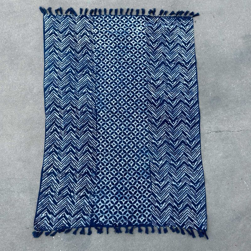 Ručno Rađeni Indigo Prekrivač - 170x120cm - Namoona Valovi
