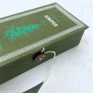 Himalajski Sughandit Dhoop Set Tamjana - Borovica