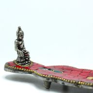 Buda i Dugi Nož Tibetanski Stalak za Mirisne Štapiće
