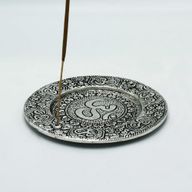 Okrugli Om Stalak za Mirisne Štapiće od Poliranog Aluminija 11 cm