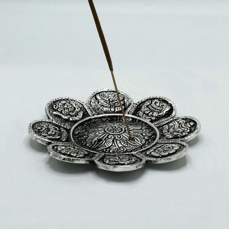 Tibetanski Simboli Stalak za Mirisne Štapiće od Poliranog Aluminija 12 cm