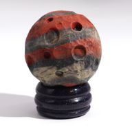 Crveni Jaspis na Solarnom Goldstone Postolju - 40mm (30x15mm)