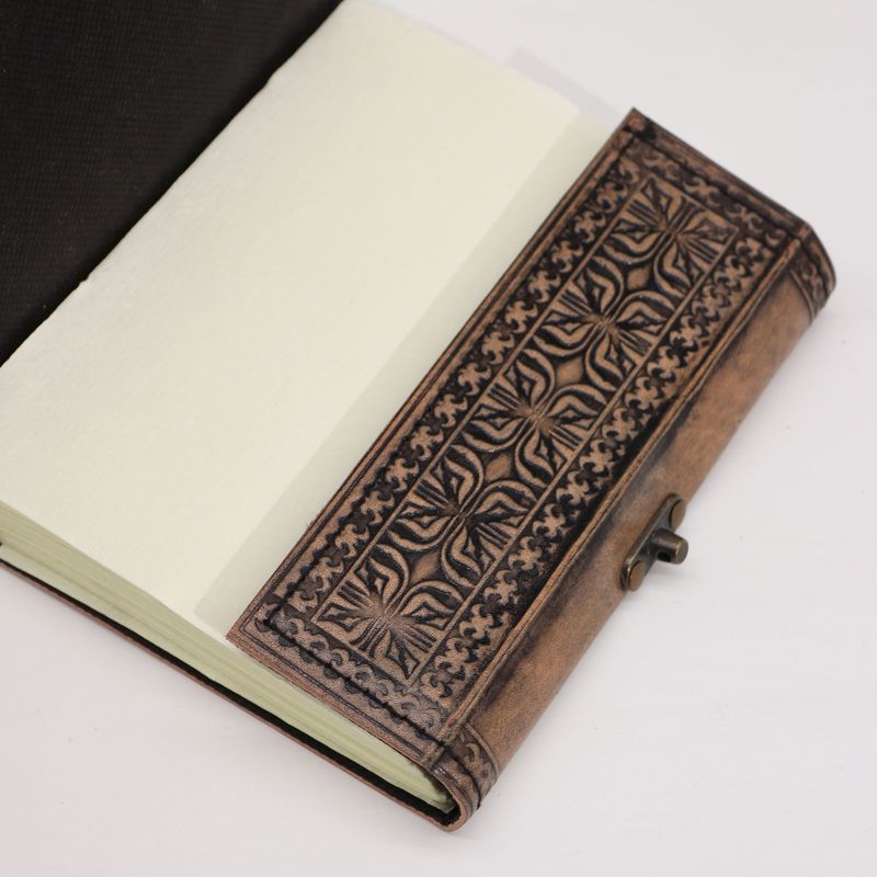 Hamsa - Ezoterični Dnevnik - Vintage Siva - 200 stranica Prošiveni Rub - 17.5x12.5x3cm