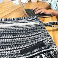 Meka Banjar Torba za Laptop - Sive Pruge