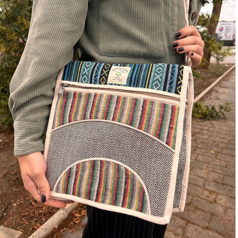 Messenger Torba od Konoplje za Laptop – Krivulje