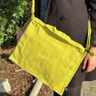Platnena Torba za Laptop s Remenom - Mustard
