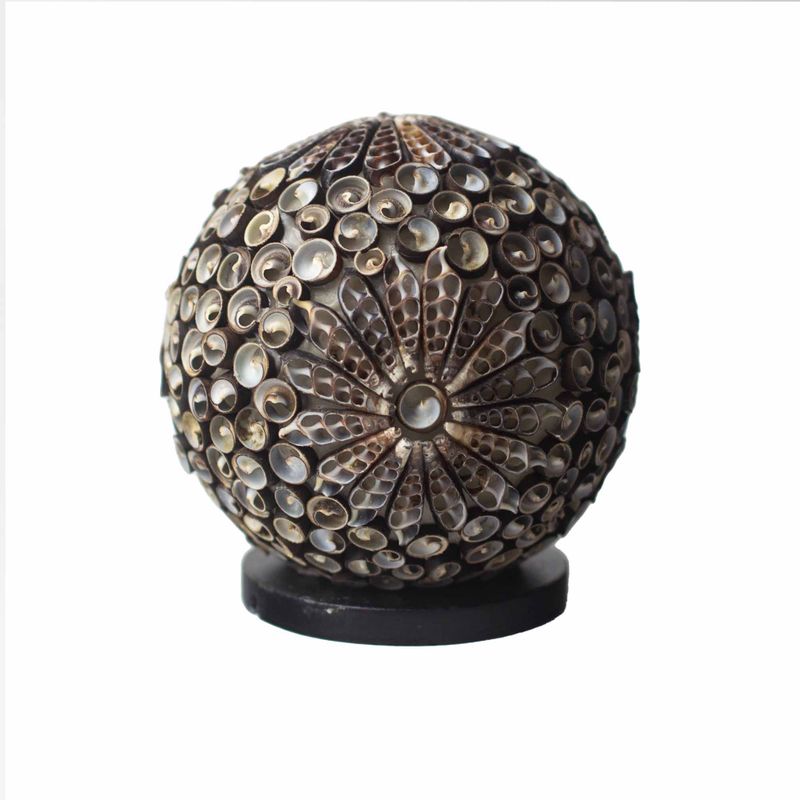 Boho Lampa od Morskih Školjki - Čokoladni Twist - Kugla - 20cm