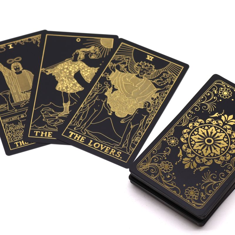 Tarot sa Zlatnim Tiskom i Knjižicom u Setu - Poklon Kutija
