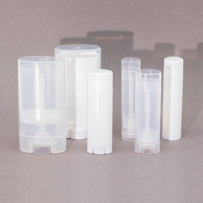 Bijeli Aplikator za Čvrsti Dezodorans/Parfem u Stiku - 15gr (7,4x3,6x1,6cm)