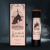 Ritualna svijeća Locked Desires prikazana uz ilustriranu ambalažu