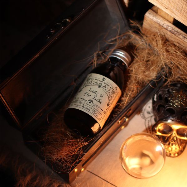 Ancient Witch ritualne vode