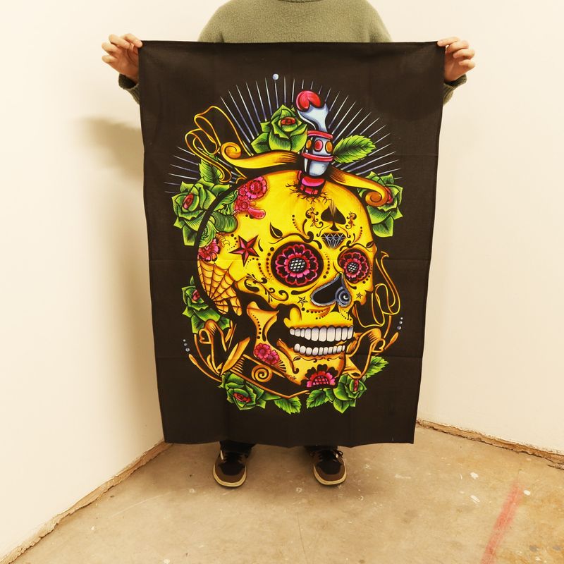 Pamučna Zidna Dekoracija (70x110cm) – Lubanja Mrtvih