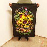 Pamučna Zidna Dekoracija (70x110cm) – Lubanja Mrtvih