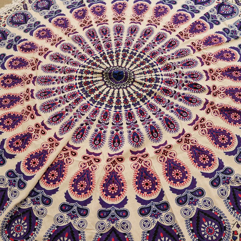 Mala Mandala Okrugla Dekoracija (130cm) – Paunove Ljubičaste