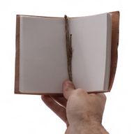 Set Srednjih Ezoteričnih Kožnih Bilježnica (5x3,5") – Izložbena Kutija
