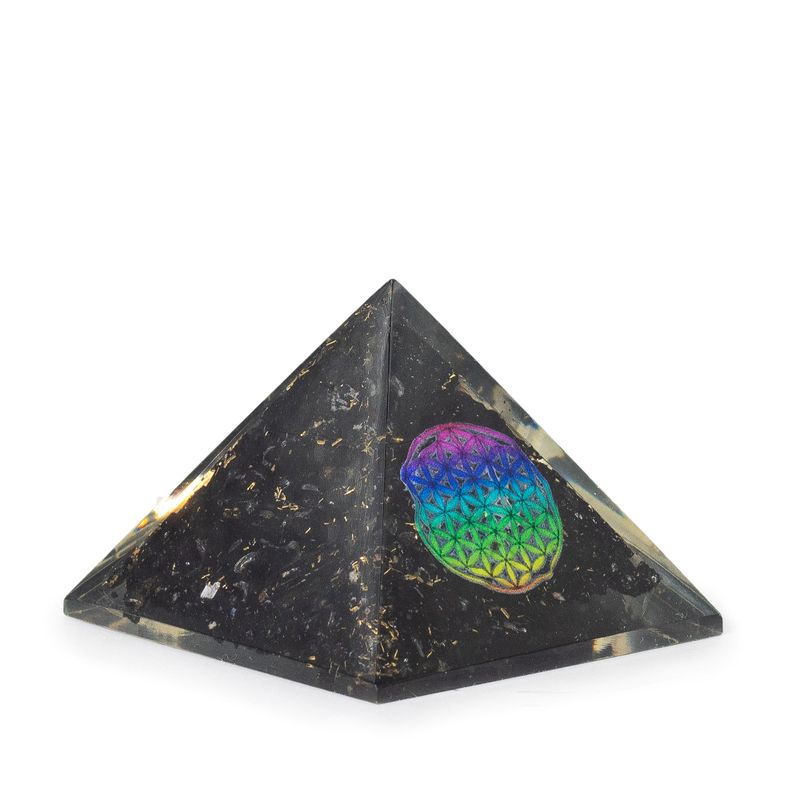 Mala Orgonitna Piramida 5,5×4,5cm – Cvijet Života – Komadići Crnog Turmalina