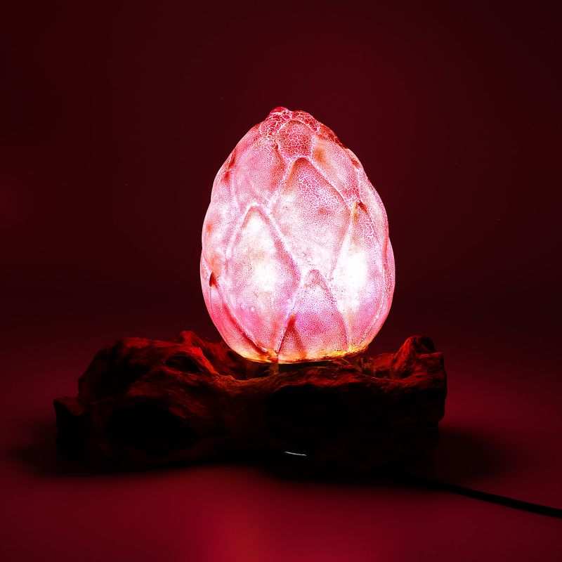 DriftGlow lampion – Ružičasti lotos s efektom pukotina i drvenom bazom