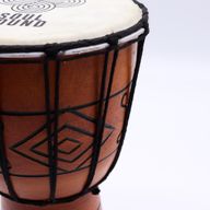 Mali Pro Djembe Bubanj - Zvuk Duše (nizak ton) - 30cm (promjer 15cm)