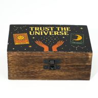 Srednja Emajlirana Kutija – Trust the Universe