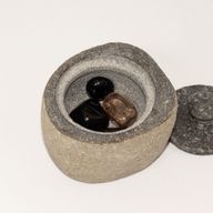 Posuda za uzemljenje od prirodnog riječnog kamena – Mala (cca 9x7 cm)