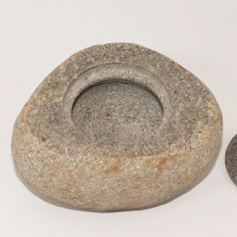 Posuda za uzemljenje od prirodnog riječnog kamena – Velika (cca 15x12cm)