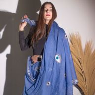 Nomad Sari On the Med Kolekcija - Pareo - Bogato Plava i Zlatno Ručno Oslikano Urokljivo Oko
