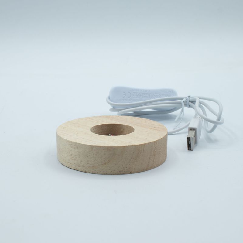 8 cm okrugli drveni USB LED stalak - višebojni
