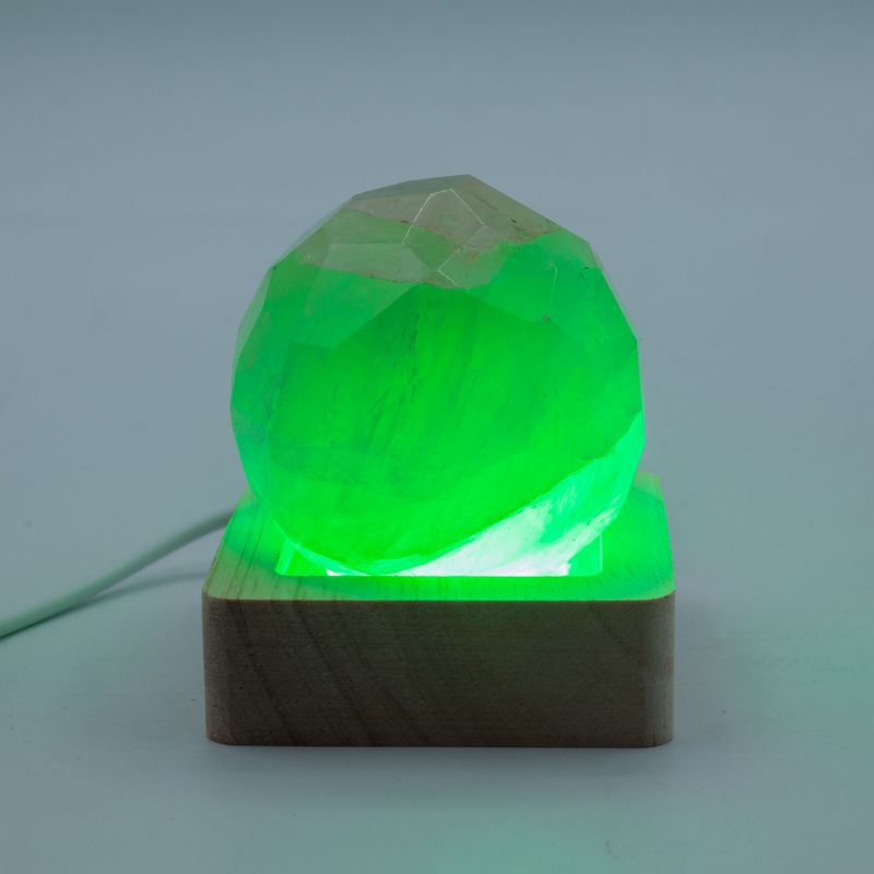 6cm kvadratni drveni USB LED stalak - višebojni