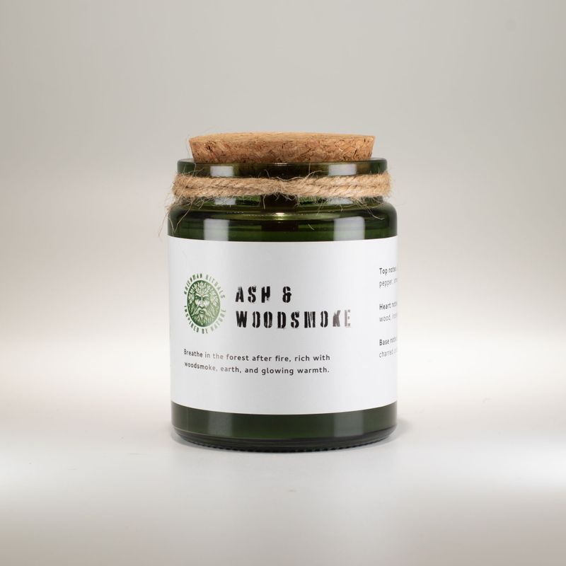 Svijeća od sojinog voska s drvenim fitiljem – Ash & Woodsmoke
