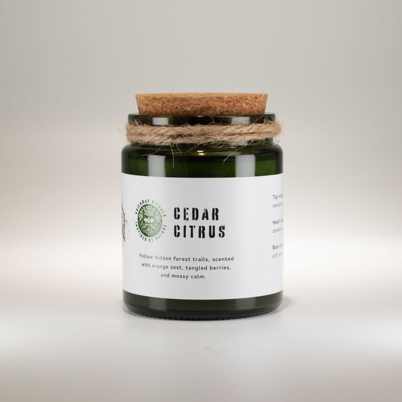 Svijeća od sojinog voska s drvenim fitiljem - Cedar Citrus