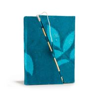 Srednja Lokta Bold Floral Bamboo Lock Bilježnica Velika (15x12 cm) - 45 listova - Noćno plava