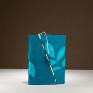 Srednja Lokta Bold Floral Bamboo Lock Bilježnica Velika (15x12 cm) - 45 listova - Noćno plava