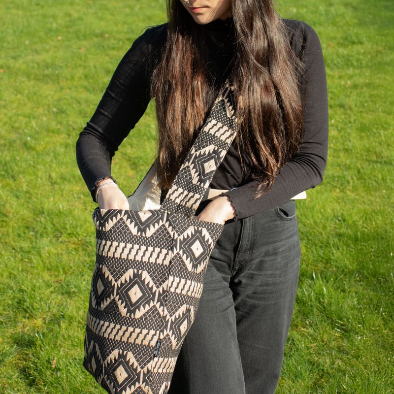 Jacquard prirodne torbe - Desert Loom - Nomad Carryall model