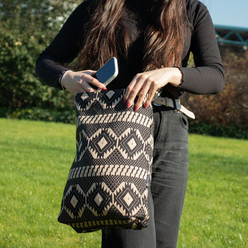 Jacquard prirodne torbe - Desert Loom - Nomad Carryall model