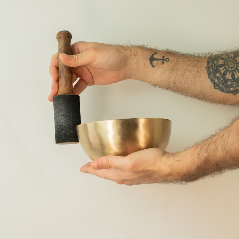 Srednja Ručno Izrađena Chaken Zvučna Zdjela (približno 500g) - 15cm