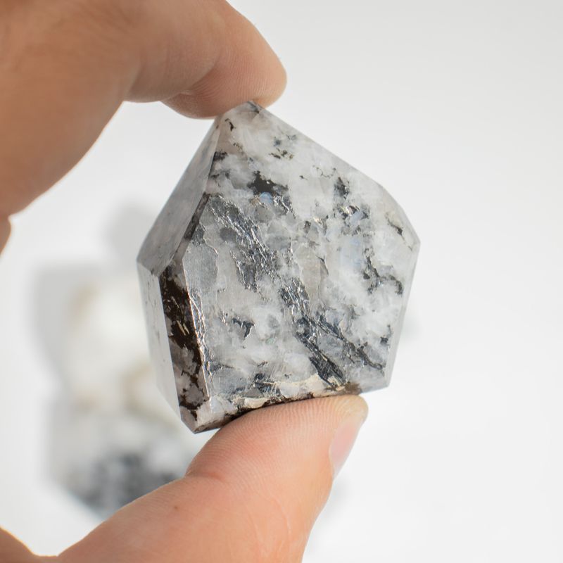 Kristalni Vrhovi Veliko Pakiranje cca 6 cm (0,5 kg) - Afganistanski Lapis (cca 8 komada)