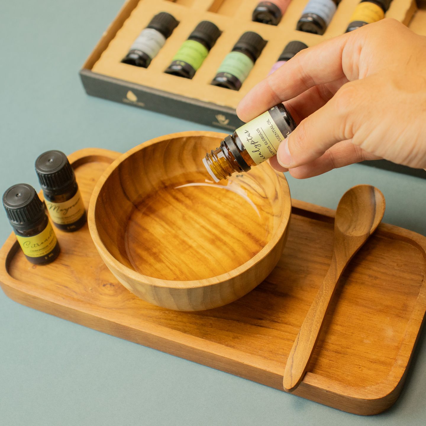 Set eteričnih ulja za aromaterapiju