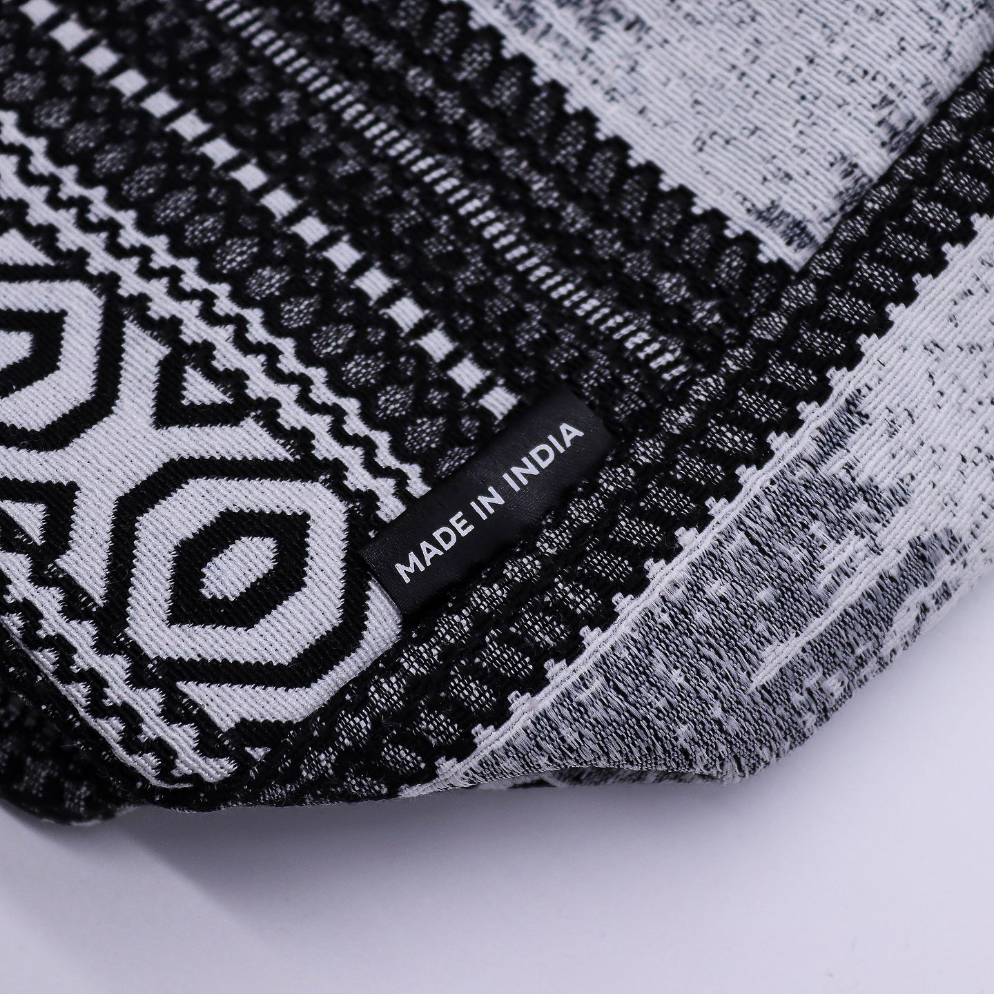 Jacquard torbe od prirodnih materijala – Atlas Nomad