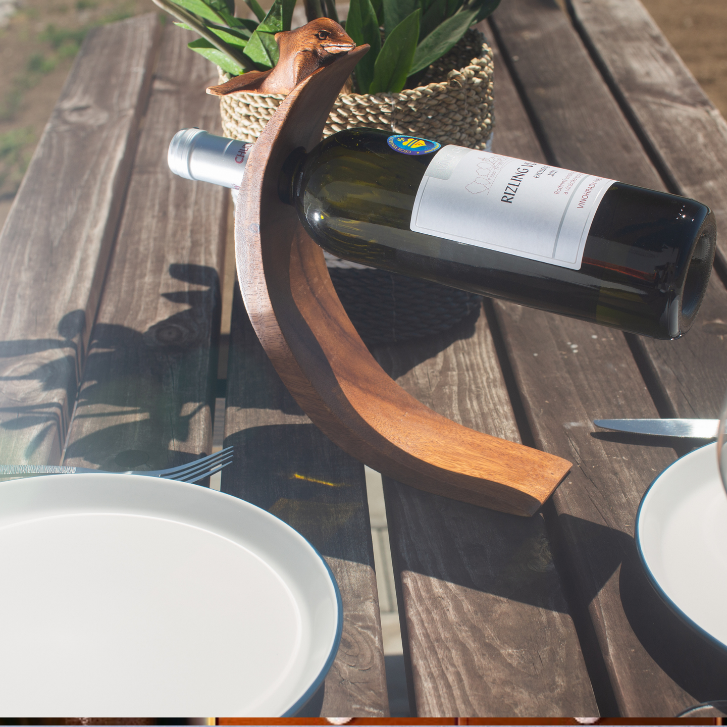 Stalci za vino od suar drva